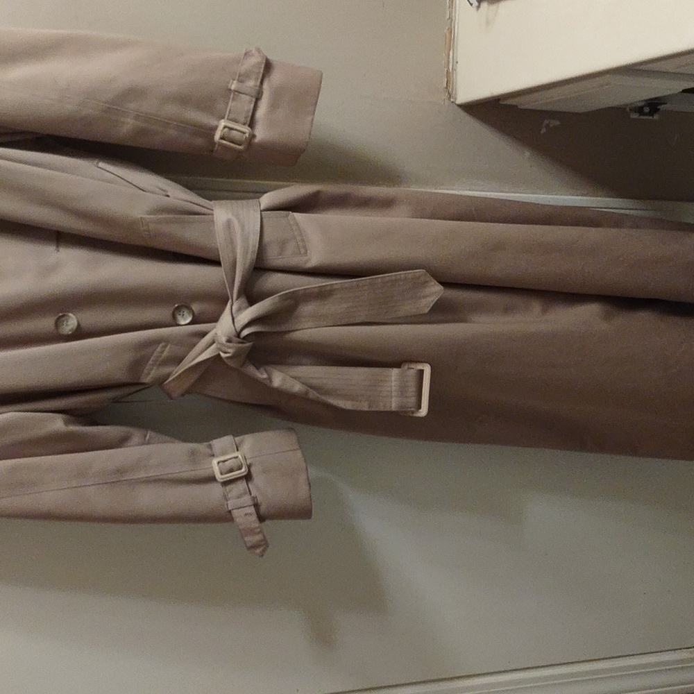 Rain coat